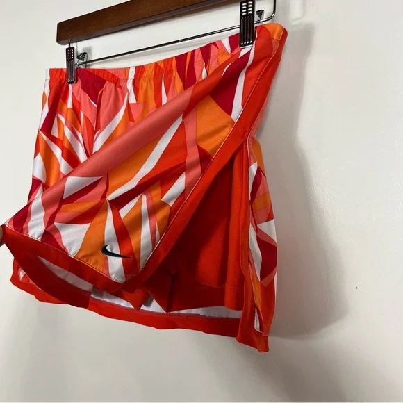 Nike Athletic Mini Skirt Skort Small 4 6 Tennis Pickleball Geometric Preppy Y2K - Picture 4 of 5